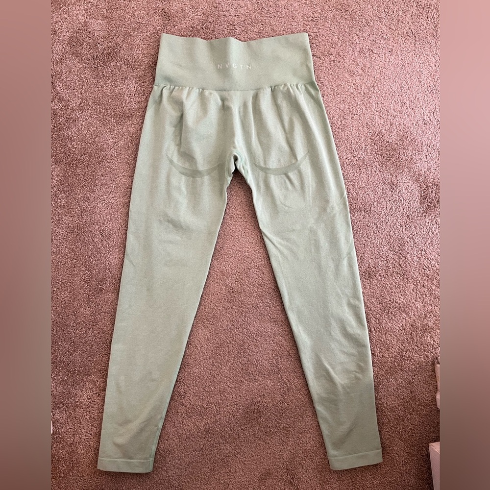 NVGTN leggings large
